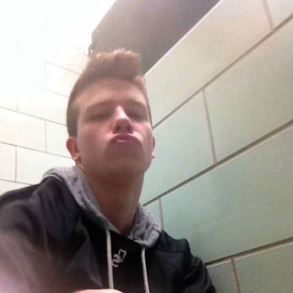 Meet your Posher, Jake